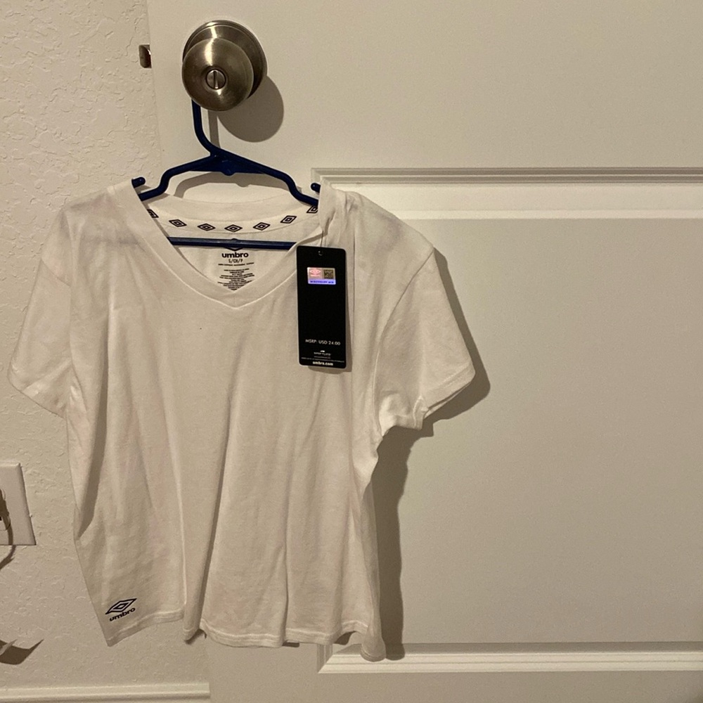 Umbro Boys Short Sleeve V-Neck Shirt